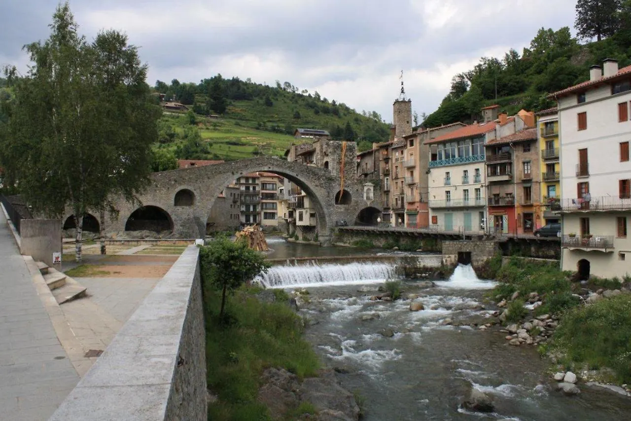 Can Simonet De Rocabruna